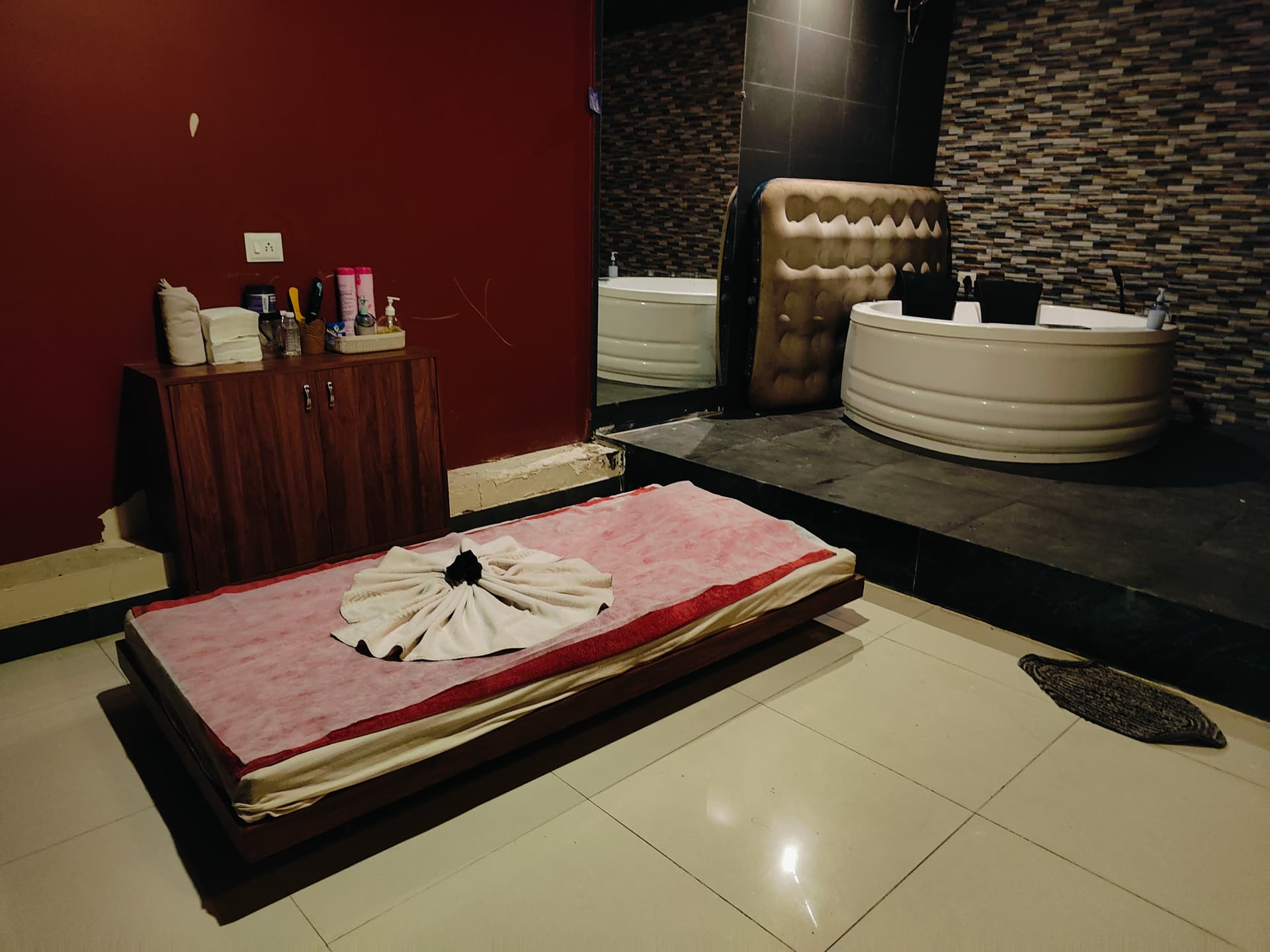 Spa Palm Amore Bandra